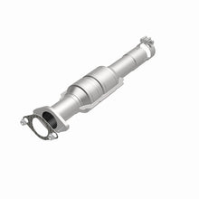 Load image into Gallery viewer, MagnaFlow Direct Fit Catalytic Converter 2012-2013 Impala 3.6L Underbody