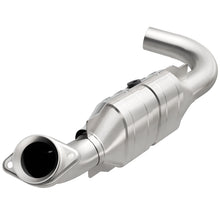 Load image into Gallery viewer, MagnaFlow Direct Fit Catalytic Converter 07-08 Expe/Nav 5.4L D/S OEM