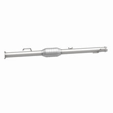 Load image into Gallery viewer, MagnaFlow Direct Fit Catalytic Converter 00-04 Tundra 3.4L rear OEM