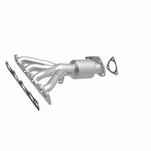 Load image into Gallery viewer, MagnaFlow Direct Fit Catalytic Converter 06 Pontiac G6 2.4L