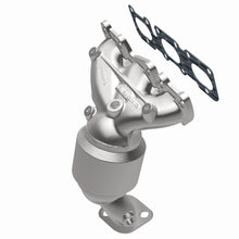 Load image into Gallery viewer, MagnaFlow Direct Fit Catalytic Converter 13-14 Santa Fe 3.3L Manifold