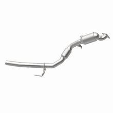 Load image into Gallery viewer, MagnaFlow Direct Fit Catalytic Converter 11-15 Volkswagen Touareg V6 3.6 OEM Underbody