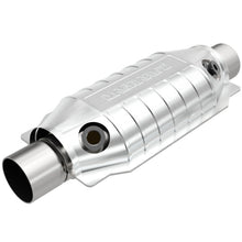 Load image into Gallery viewer, MagnaFlow Universal Catalytic Converter 2.50 inch with dual O2 OEM