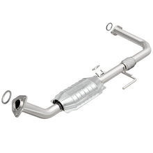 Load image into Gallery viewer, MagnaFlow Direct Fit Catalytic Converter 00-8/04 Toyota Tundra 4.7L D/S Front