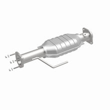 Load image into Gallery viewer, MagnaFlow Direct Fit Catalytic Converter 00-04 Jeep Wrangler 4.0L Rear/2.4L/2.5L