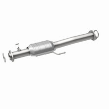 Load image into Gallery viewer, MagnaFlow Direct Fit Catalytic Converter 99-02 4Runner Rear 3.4L