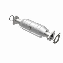 Load image into Gallery viewer, MagnaFlow Direct Fit Catalytic Converter 03-04 Honda Pilot 3.5L