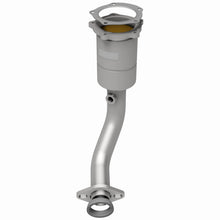 Load image into Gallery viewer, MagnaFlow Direct Fit Catalytic Converter 98-00 Kia Sportage Front