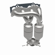 Load image into Gallery viewer, MagnaFlow Direct Fit Catalytic Converter 01-03 Toyota RAV4 2.0L