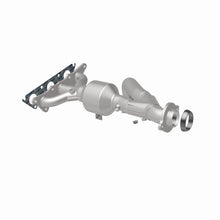 Load image into Gallery viewer, MagnaFlow Direct Fit Catalytic Converter 04-05 Mitsu Endeavor 3.8L