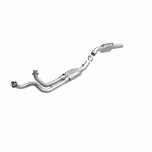 Load image into Gallery viewer, MagnaFlow Direct Fit Catalytic Converter 1996 Ford E-150 4.9L