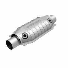 Load image into Gallery viewer, MagnaFlow Universal Catalytic Converter 2 Dual O2 Boss