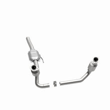 Load image into Gallery viewer, MagnaFlow Direct Fit Catalytic Converter 00-03 Dodge Dakota 2WD 4.7L