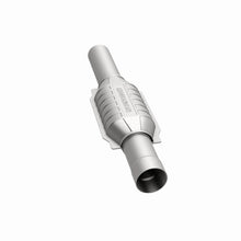 Load image into Gallery viewer, MagnaFlow Direct Fit Catalytic Converter Gm
