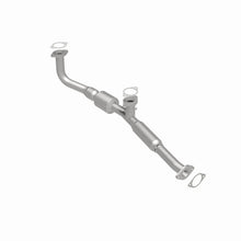 Load image into Gallery viewer, MagnaFlow Direct Fit Catalytic Converter 96-00 Dodge Avenger 2.5L Front