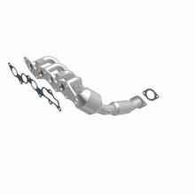 Load image into Gallery viewer, MagnaFlow Direct Fit Catalytic Converter 05-06 Ford Focus 2.0L