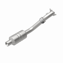 Load image into Gallery viewer, MagnaFlow Direct Fit Catalytic Converter 04-06 Chrysler Pacifica 3.5