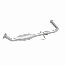 Load image into Gallery viewer, MagnaFlow Direct Fit Catalytic Converter 00-04 Toyota Tundra V8 4.7L Gas