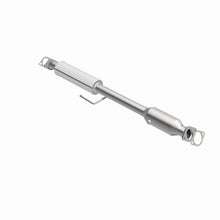 Load image into Gallery viewer, MagnaFlow Direct Fit Catalytic Conv 11-14 Sonata 2.4L Underbody (OEM Grade Federal / EPA Compliant)