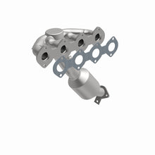 Load image into Gallery viewer, MagnaFlow Direct Fit Catalytic Converter 03-04 Mercedes-Benz C230 1.8L (CA Emissions)