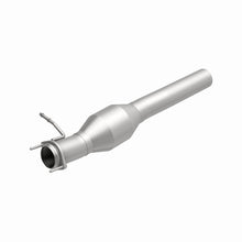 Load image into Gallery viewer, MagnaFlow Direct Fit Catalytic Converter 00-03 Ford F250/350 SD 7.3