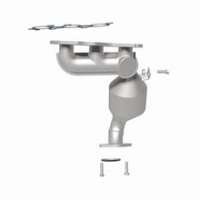 Load image into Gallery viewer, MagnaFlow Direct Fit Catalytic Converter 11-15 Sienna 3.5 Manifold