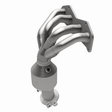 Load image into Gallery viewer, MagnaFlow Direct Fit Catalytic Converter 07 Toyota Highlander 2.4L