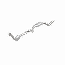 Load image into Gallery viewer, MagnaFlow Direct Fit Catalytic Converter 2003 ML350 3.7L Underbody