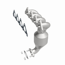 Load image into Gallery viewer, MagnaFlow Direct Fit Catalytic Converter 01-05 Hyundai Accent 1.6L