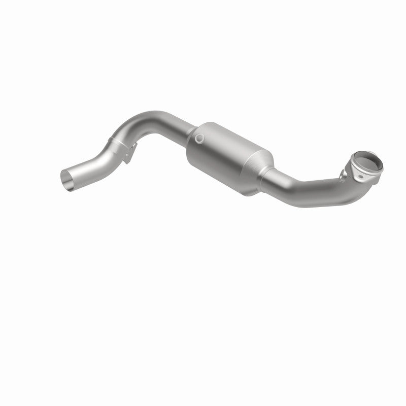 MagnaFlow Direct Fit Catalytic Converter 05-06 Lincoln Navigator 5.4L