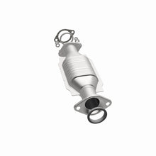 Load image into Gallery viewer, MagnaFlow Direct Fit Catalytic Converter 2003-2006 MONTERO 3.8 L Underbody