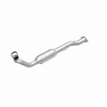 Load image into Gallery viewer, MagnaFlow Direct Fit Catalytic Converter Ranger 95-97