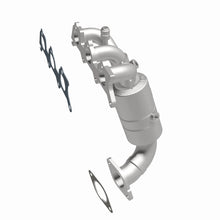 Load image into Gallery viewer, MagnaFlow DF Cat Conv 07-11 Chrysler Sebring 2.7L Rr Manifold/08-10 Dodge Avenger 2.7L Rear Manifold