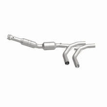 Load image into Gallery viewer, MagnaFlow Direct Fit Catalytic Converter 05-07 Ford E150 4.6L Passenger Side