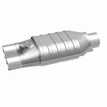 Load image into Gallery viewer, MagnaFlow Universal Catalytic Converter 2/3 D/S Single O2 Boss