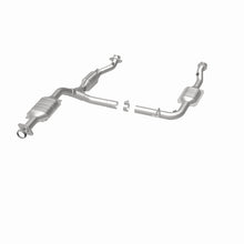 Load image into Gallery viewer, MagnaFlow DF Catalytic Conv 02-03 Ford Explorer 4.0L / 02-03 Mercury Mountaineer 4.0L (California)