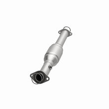 Load image into Gallery viewer, MagnaFlow Direct Fit Catalytic Converter 05-09 Toyota Tacoma 4.0L P/S Rear