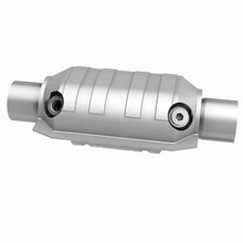 Load image into Gallery viewer, MagnaFlow Universal Catalytic Converter 3 W/Dual O2 Boss
