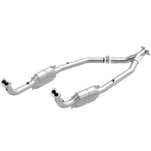 Load image into Gallery viewer, MagnaFlow Direct Fit Catalytic Converter 99-04 LR Discovery V8 OEM