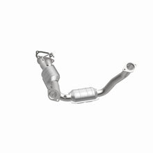 Load image into Gallery viewer, MagnaFlow Direct Fit Catalytic Converter 04 Ranger/Bser 3.0 Front 50S