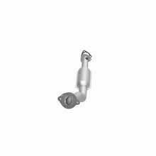 Load image into Gallery viewer, MagnaFlow Direct Fit Catalytic Converter Malibu 98-00 3.1L V6