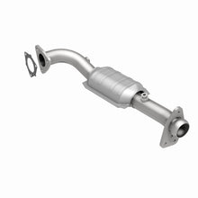 Load image into Gallery viewer, MagnaFlow Direct Fit Catalytic Converter Gm