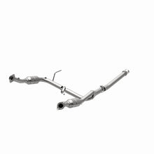 Load image into Gallery viewer, MagnaFlow DF Cat. Conv3/04-05 Ford Explorer 4.0L / 3/04-05 Mercury Mountaineer Y-Pipe Assembly
