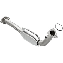 Load image into Gallery viewer, MagnaFlow Direct Fit Catalytic Converter 03-06 Hummer H2 6.0L Passenger Side