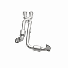 Load image into Gallery viewer, MagnaFlow Direct Fit Catalytic Converter Jeep Grand Cherokee SRT-8