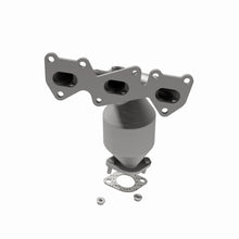Load image into Gallery viewer, MagnaFlow Direct Fit Catalytic Converter 06-07 Hyundai Sonata 3.3L