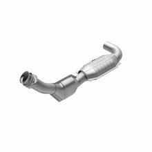 Load image into Gallery viewer, MagnaFlow Direct Fit Catalytic Converter 01 Ford F-150 4.2L