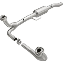 Load image into Gallery viewer, MagnaFlow Direct Fit Catalytic Converter 00 Dodge Durango 5.2/5.9L