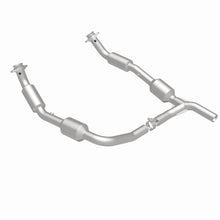 Load image into Gallery viewer, MagnaFlow Direct Fit Catalytic Converter 2008+ Ford E-150 4.6L