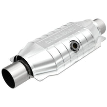 Load image into Gallery viewer, MagnaFlow Universal Catalytic Converter 2.25 Mid O2